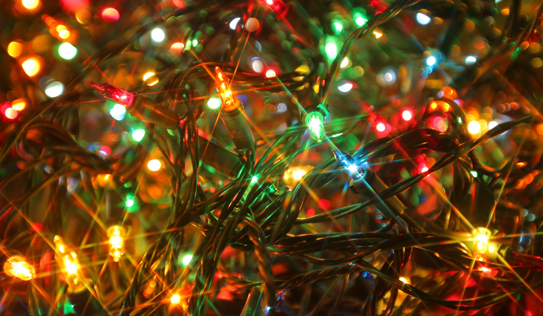 Helpful Tips For Energy Efficient Holiday Lighting