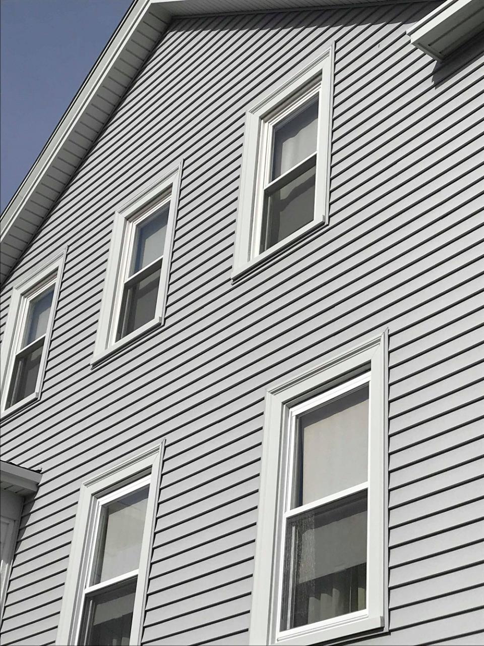 Mastic Carvedwood Vinyl Siding, New Bedford, MA | Contractor Cape Cod ...