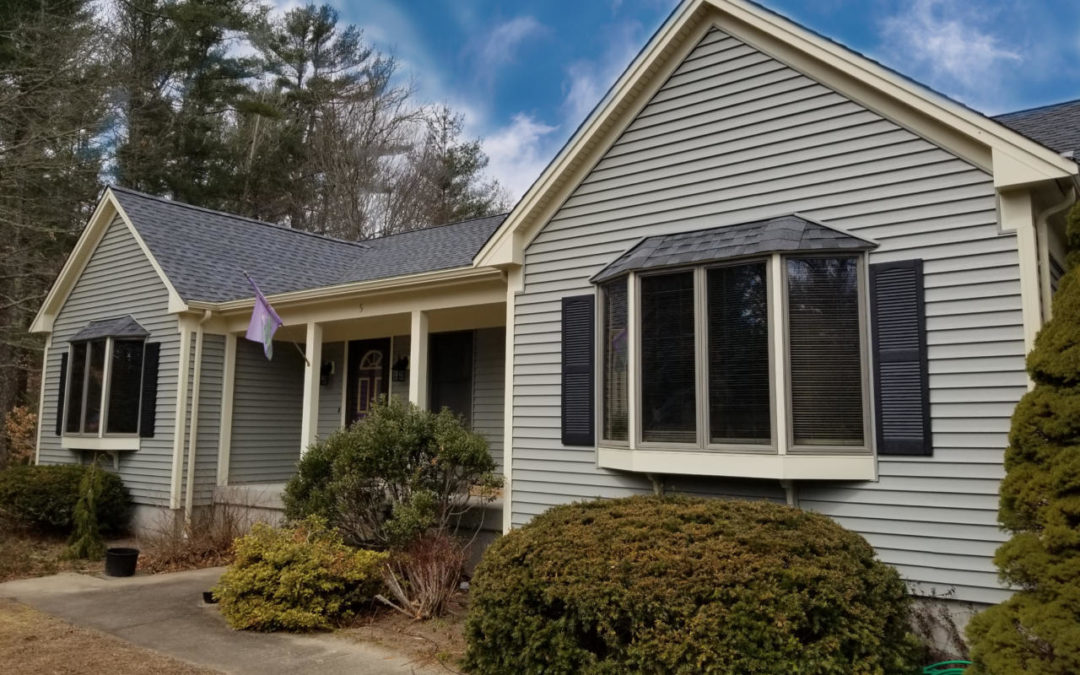 GAF Roofing System and Mastic Vinyl Siding in Mattapoisett, MA