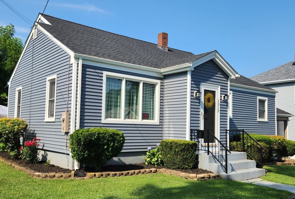 CertainTeed Vinyl Siding, GAF Roofing, Fall River, MA